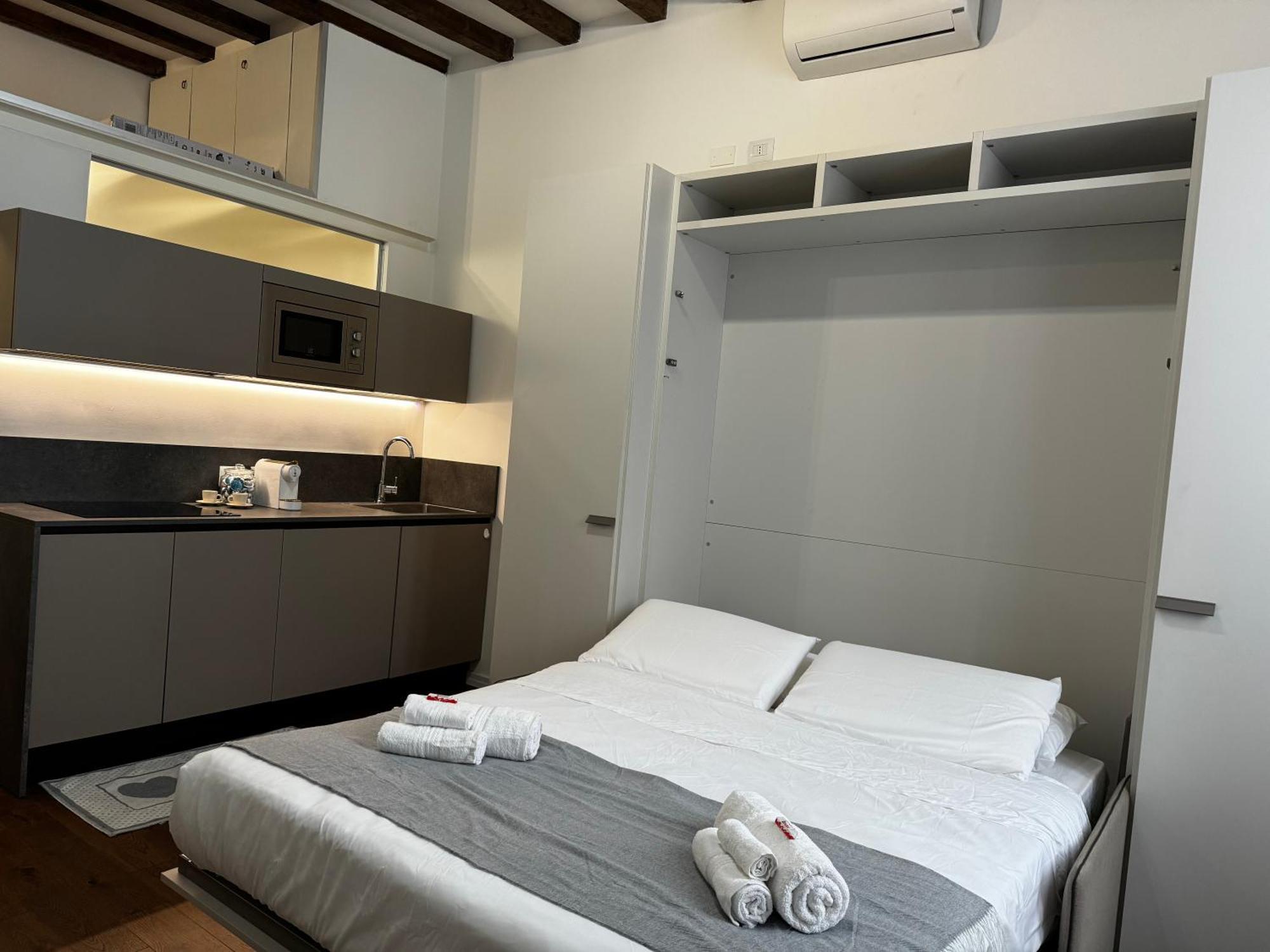 Regina Milano In Corso Lodi - Sky Tv, Wifi E Breakfast Box公寓 外观 照片